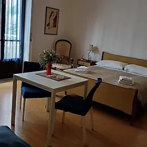 https://da-mary-guest-house.palermohotels.org