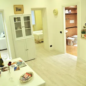 https://the-avalon.it-romehotels.com